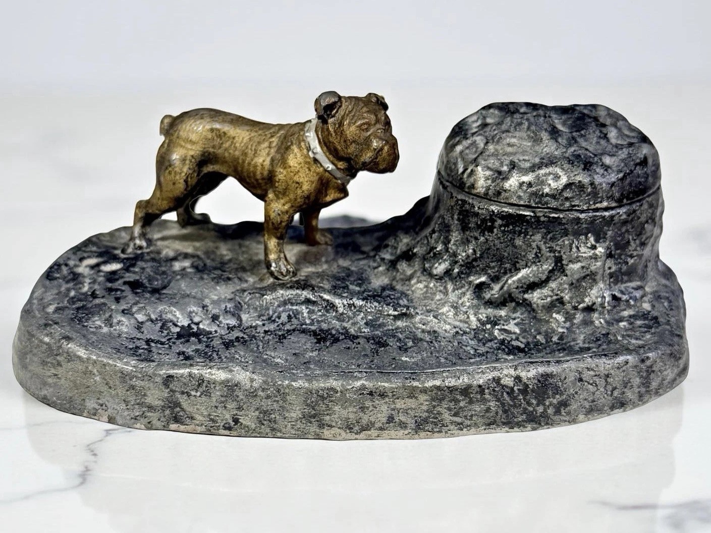 Dog – Bulldog – Austrian Mark