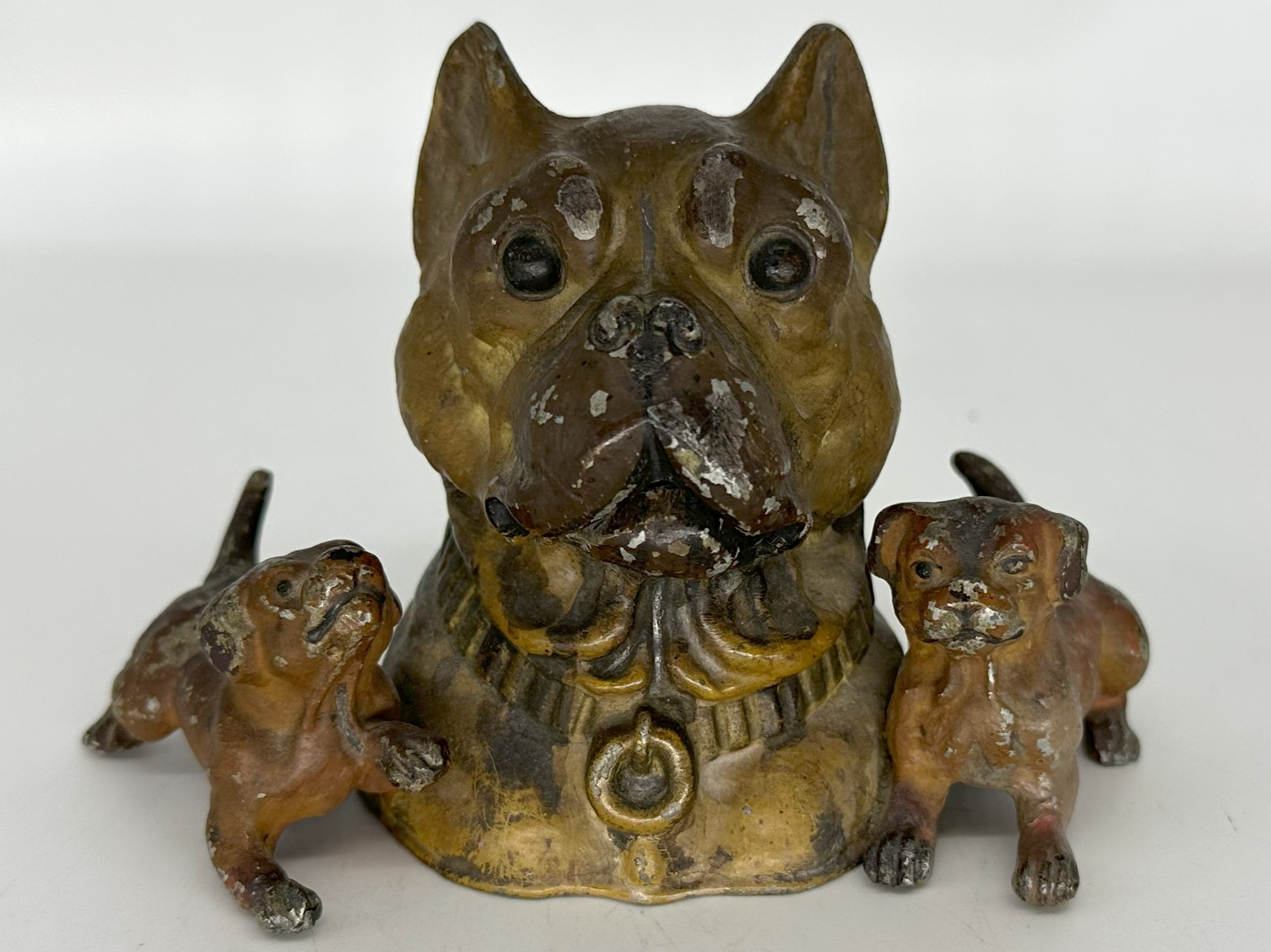 Dog – Boxer with 2 Puppies