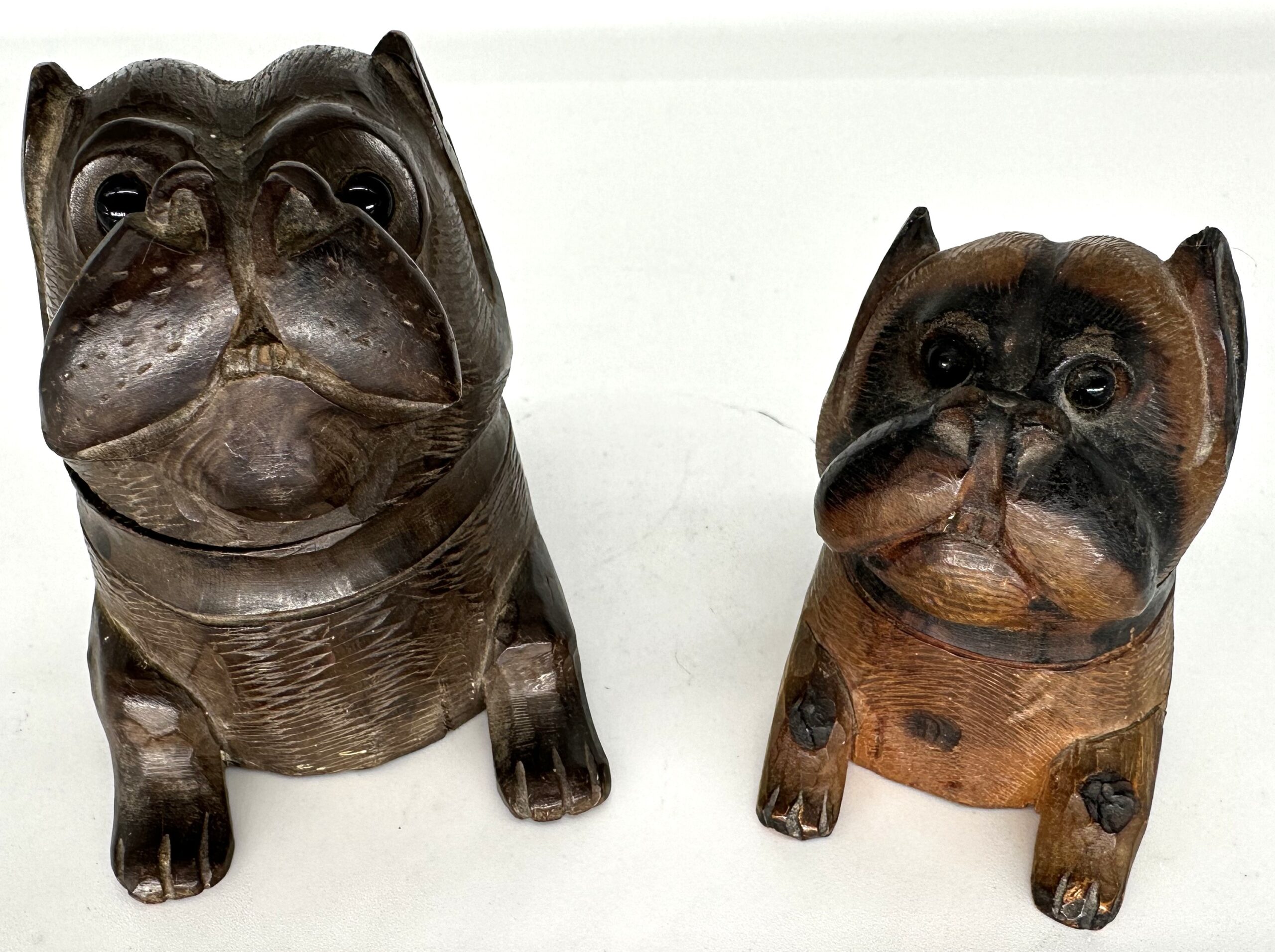 Dog – Hand-carved Sitting Pug (Bulldog, Boxer)
