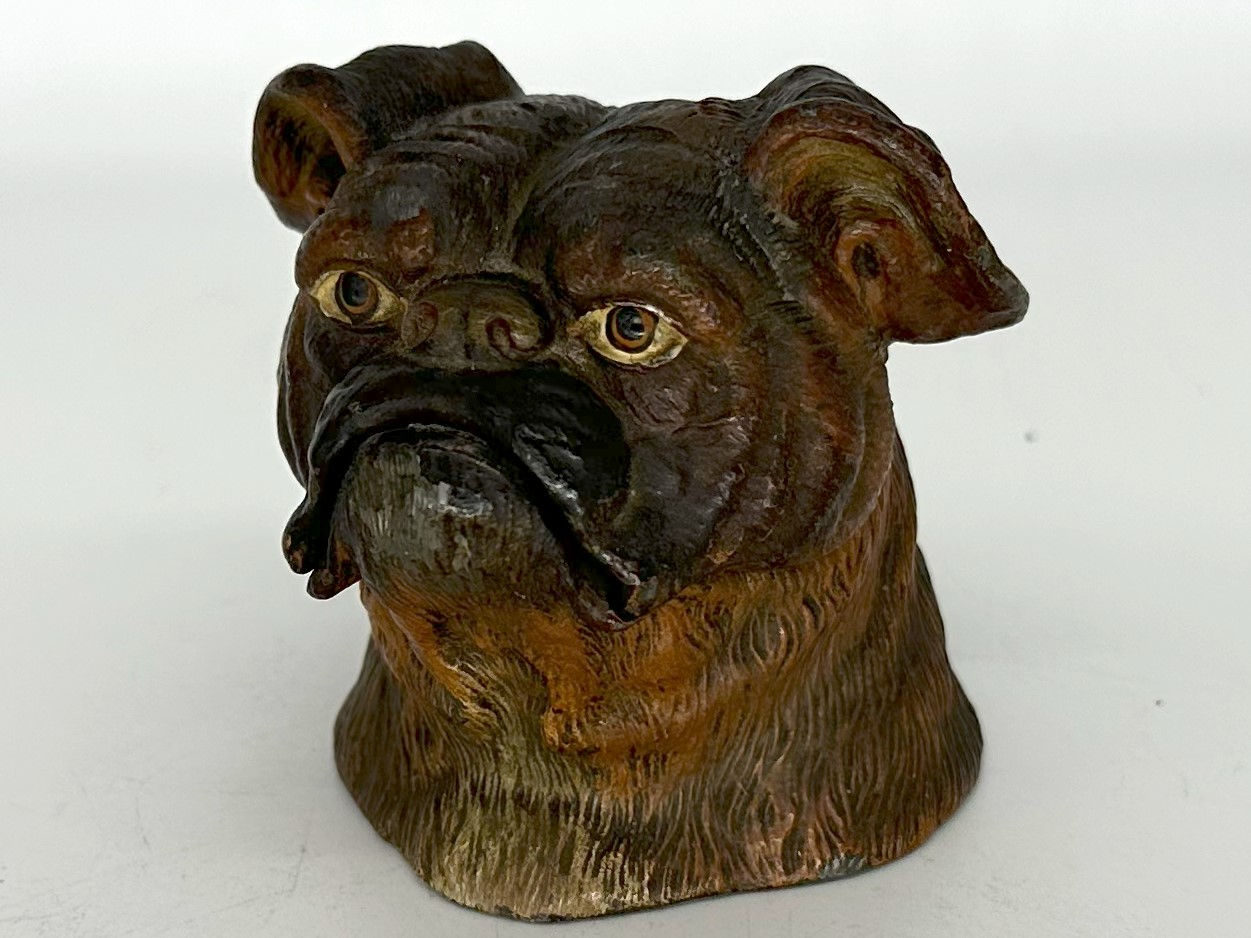 Dog – Bulldog Head