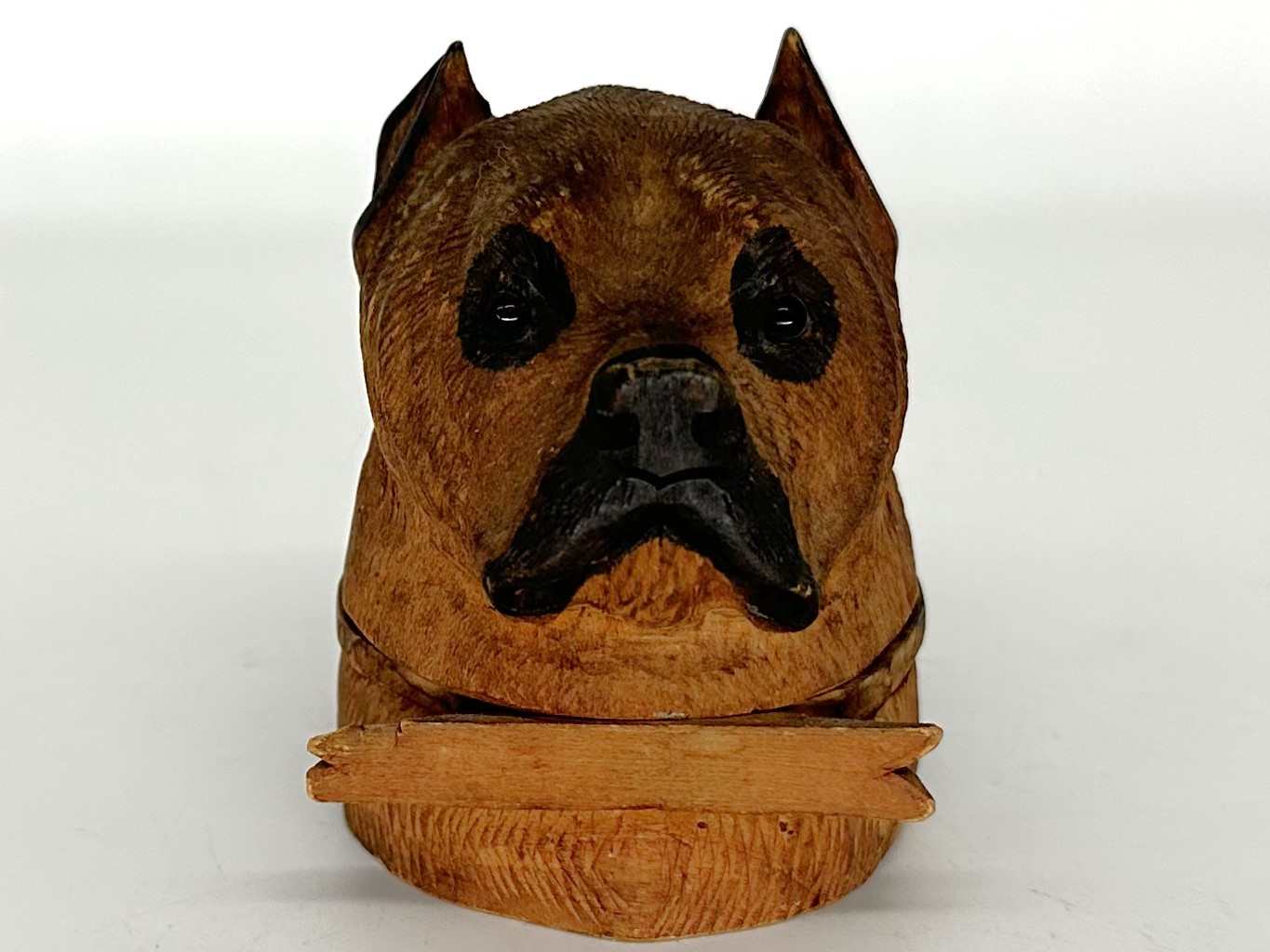 Dog – Hand-carved Boxer