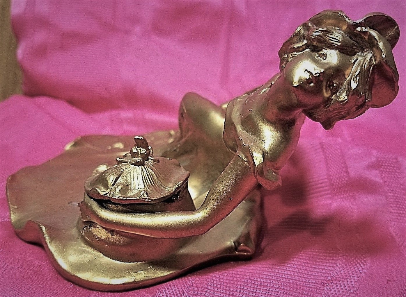 Gold Maiden – single inkpot