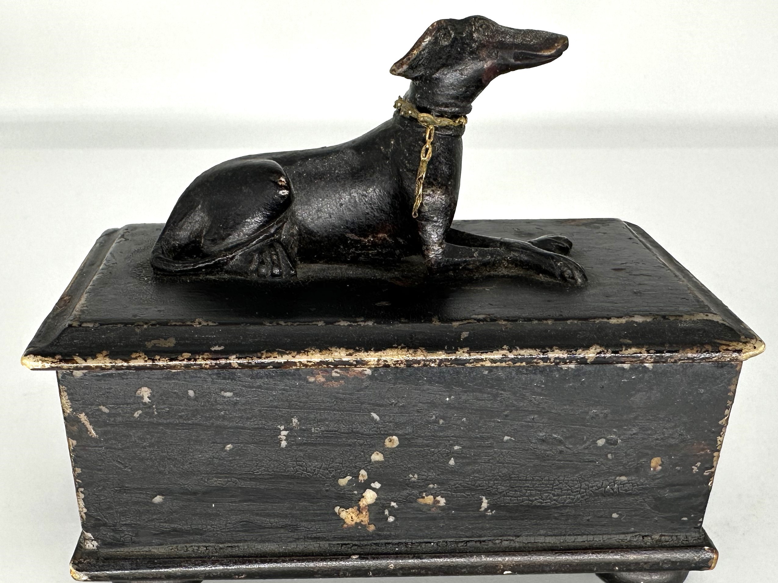 Dog – Recumbent Greyhound