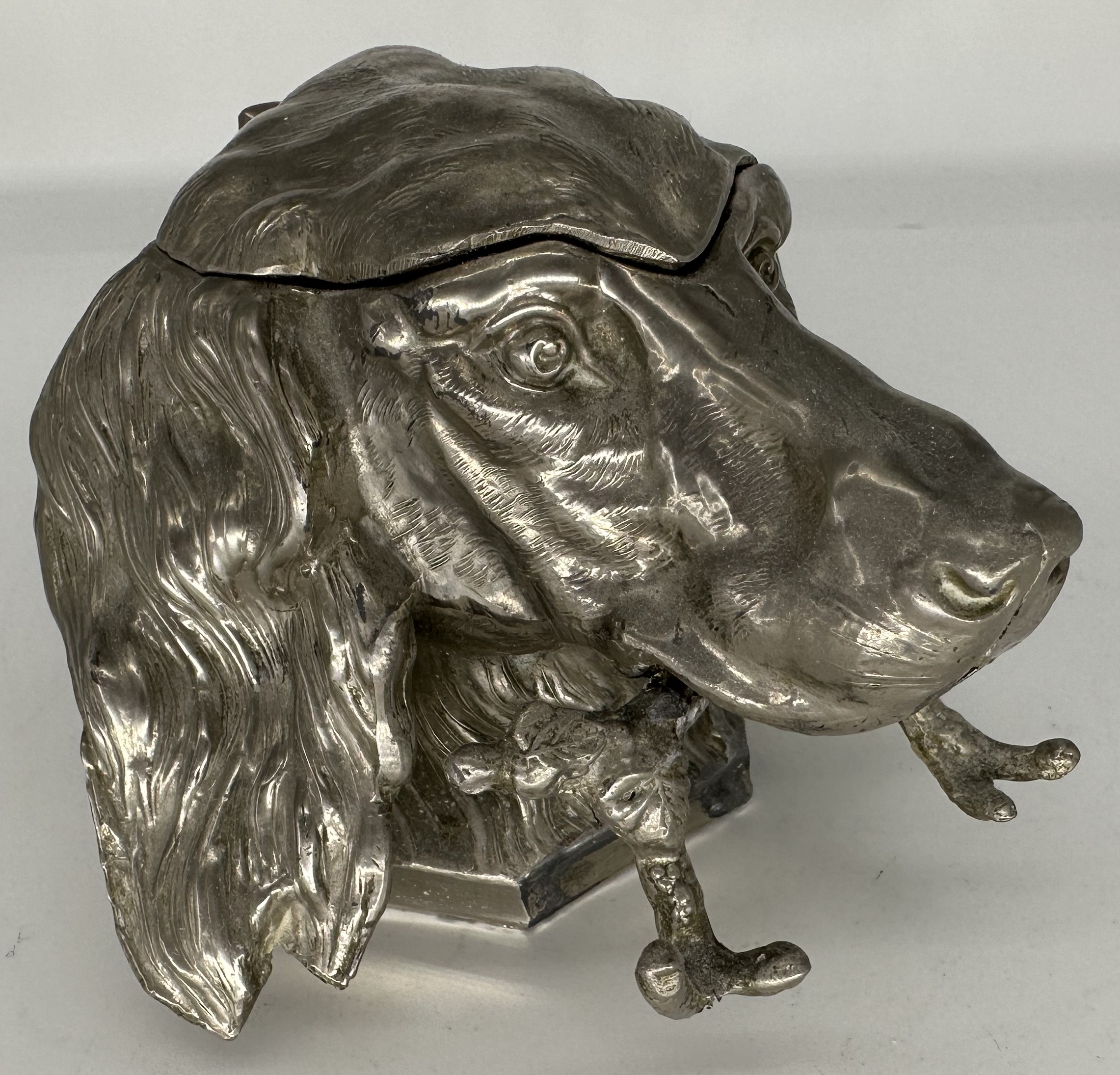 Dog – Retriever with Branch
