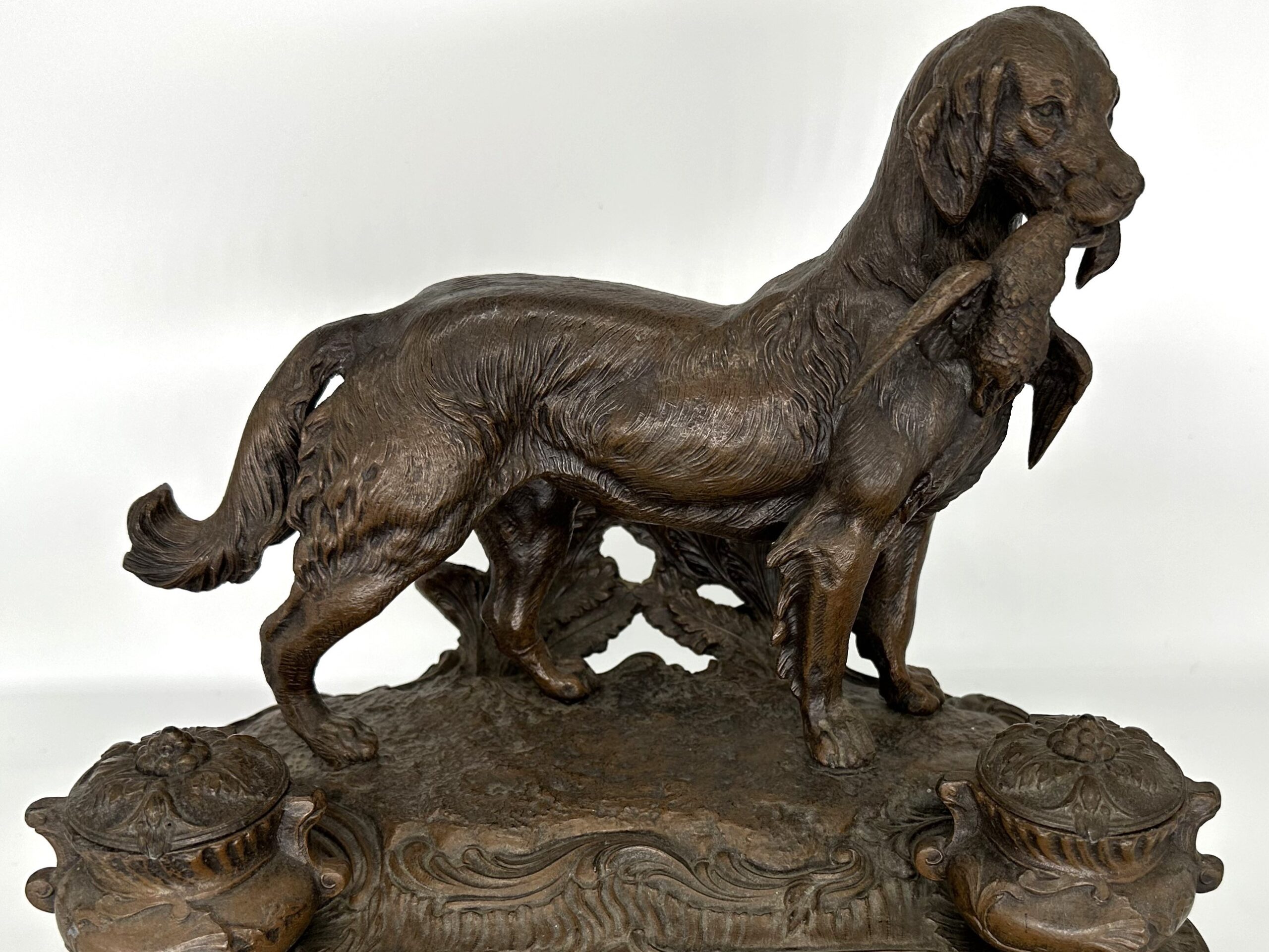 Dog – Retriever Holding Prey