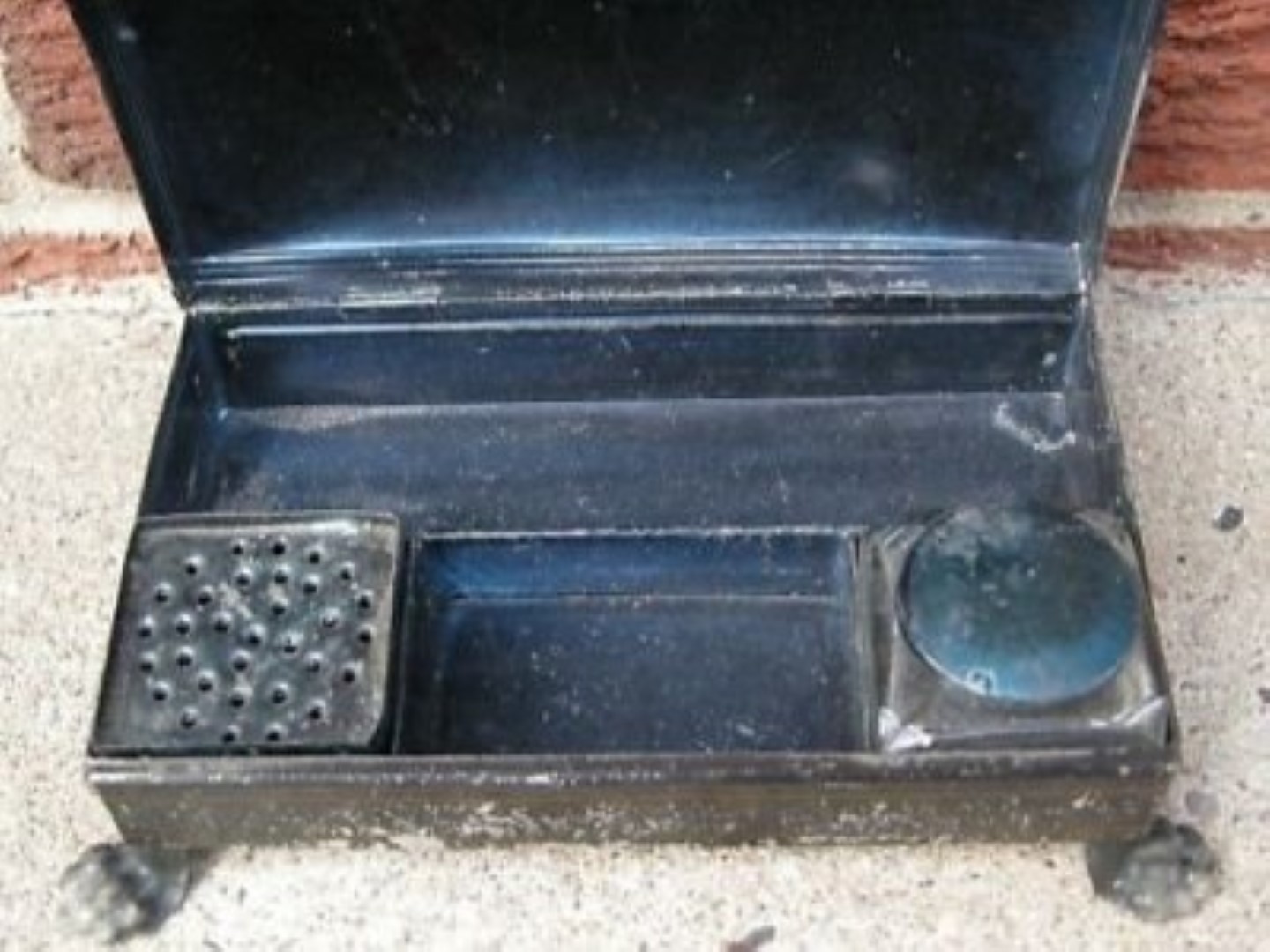 Box with Sander & Ink Bottle