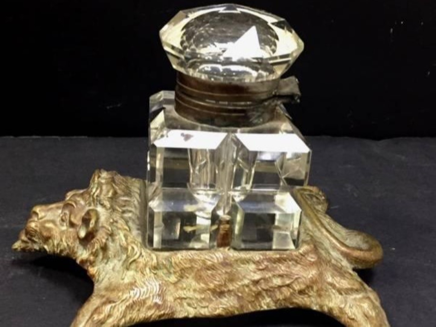 Lion Inkwell Holder