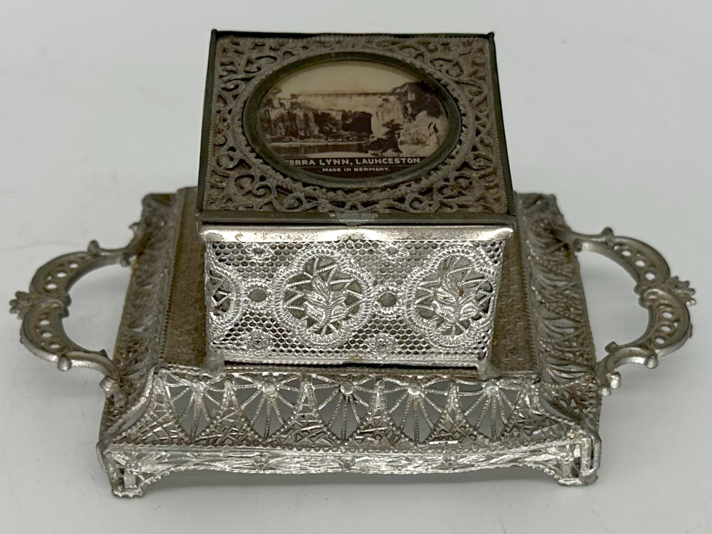 Souvenir – Tasmanian Inkwell