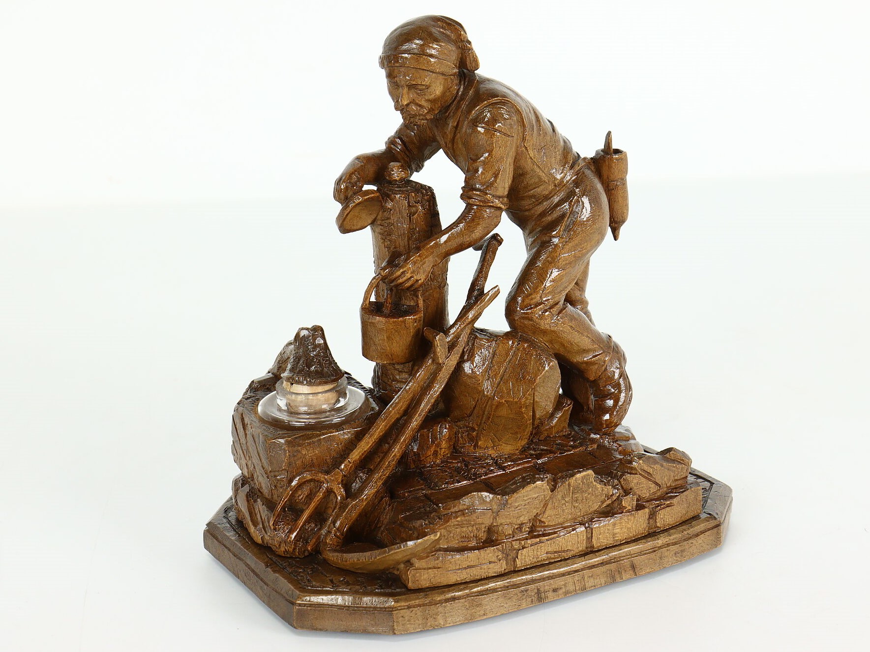 Black Forest – Worker Filling Bucket
