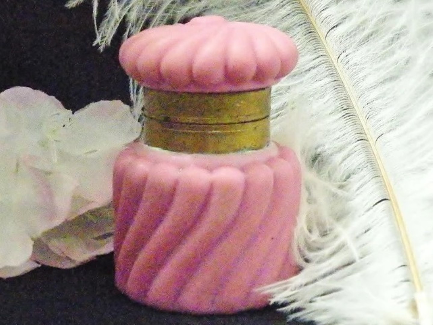 Mt. Washington Pink Satin Glass Inkwell