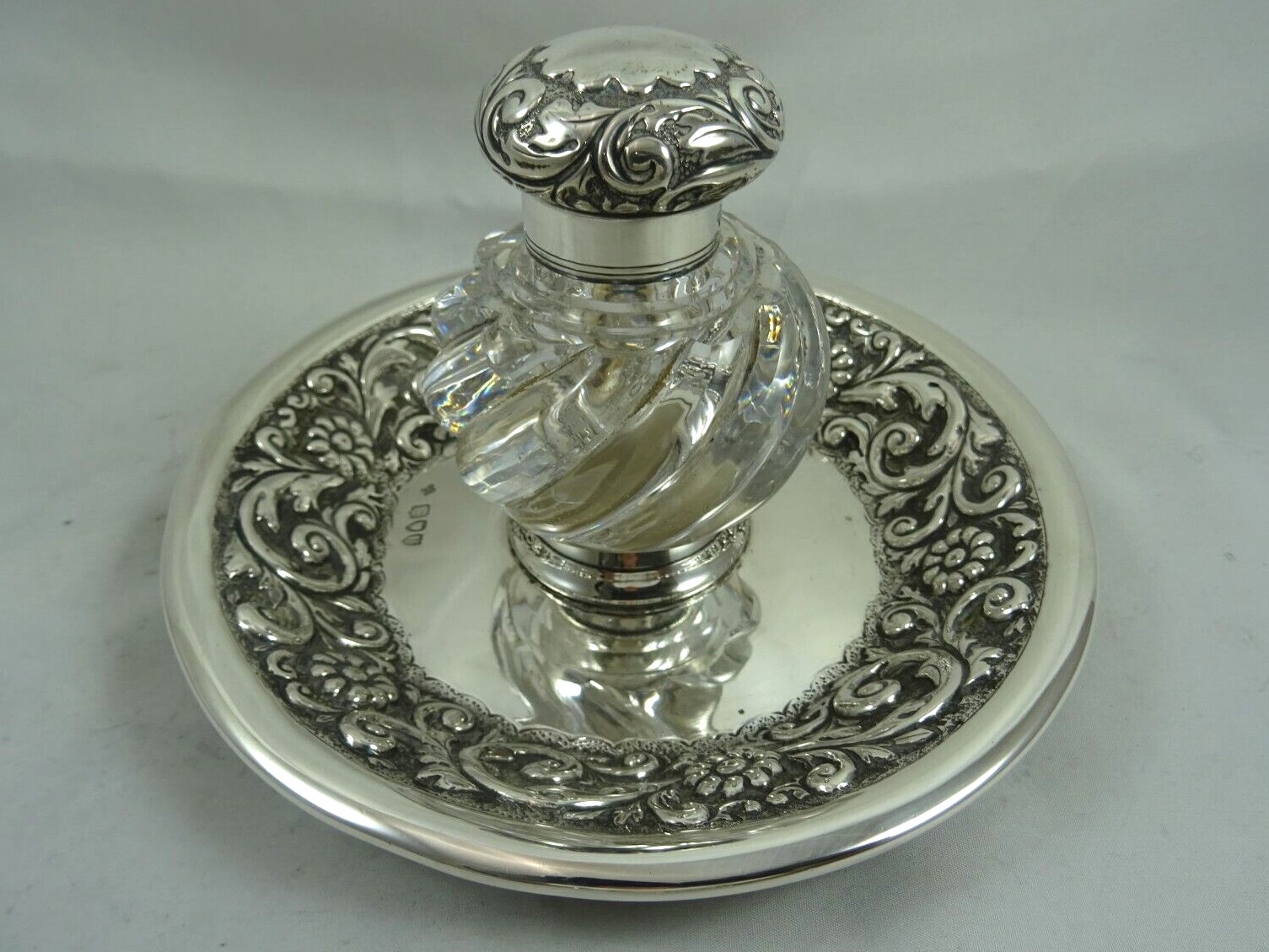 Silver Inkstand – Circular Base