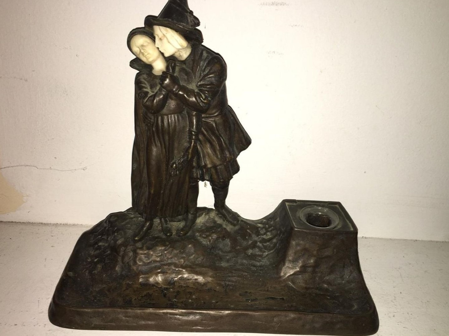 Tereszczuk Bronze Inkstand – Couple Embracing