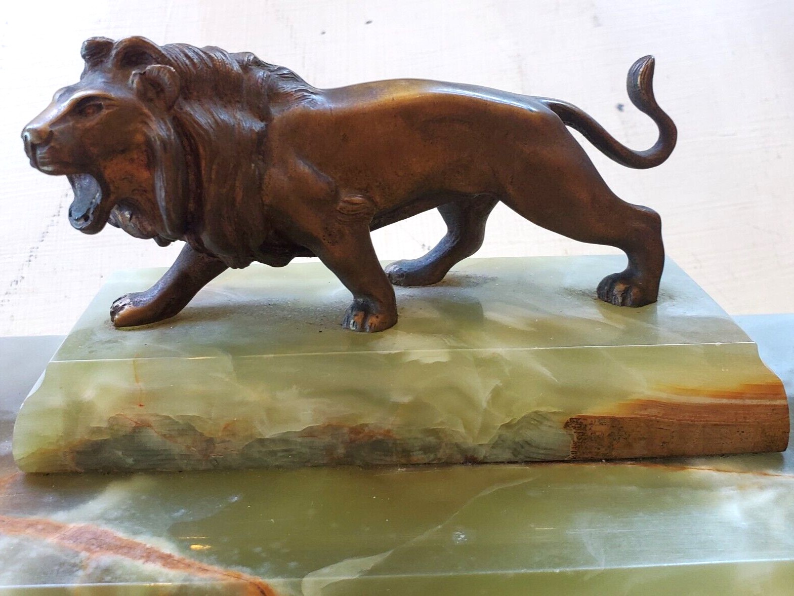 Green Onyx Inkstand with Lion