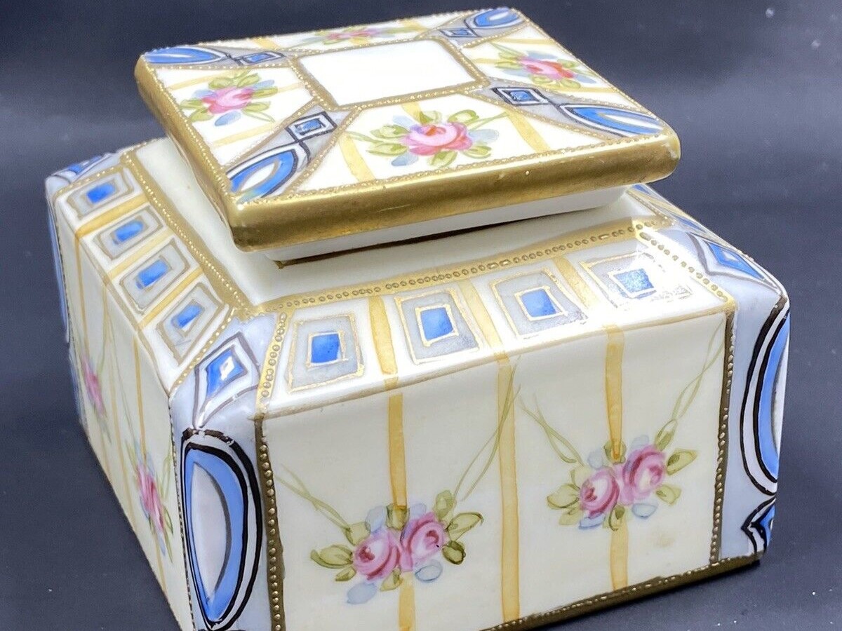 Nippon Inkwell with Moriage