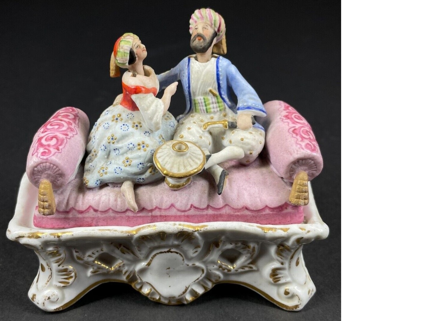 Turkish Couple on a Divan – Nodders