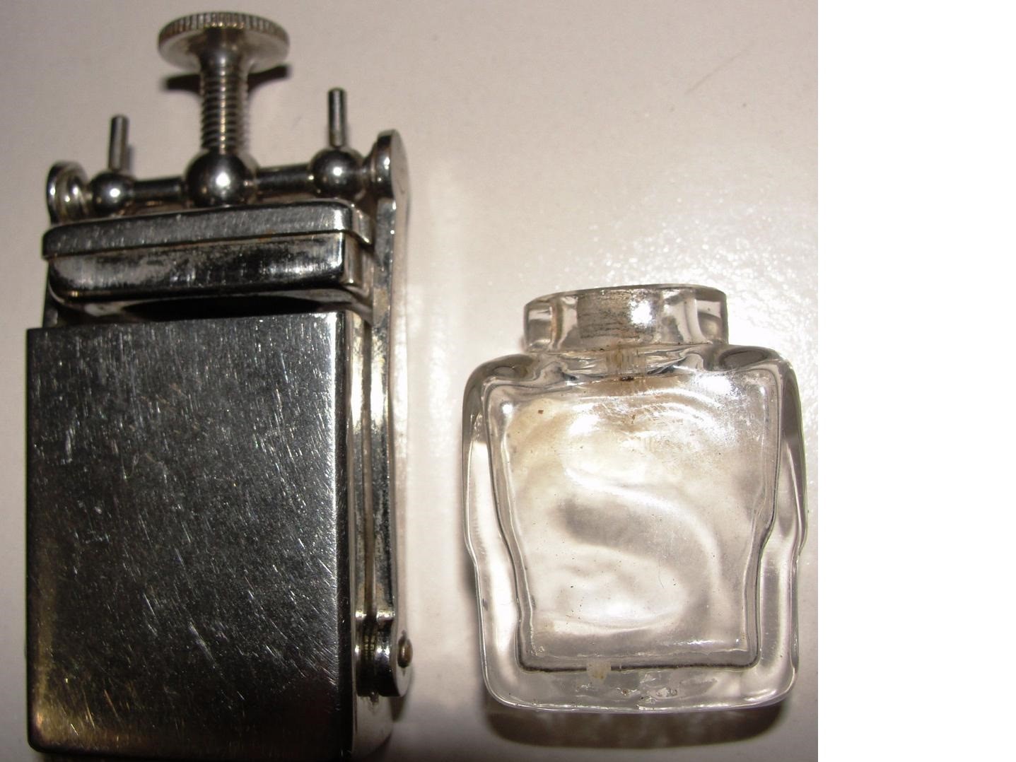 Chrome Travelers Pocket Inkwell