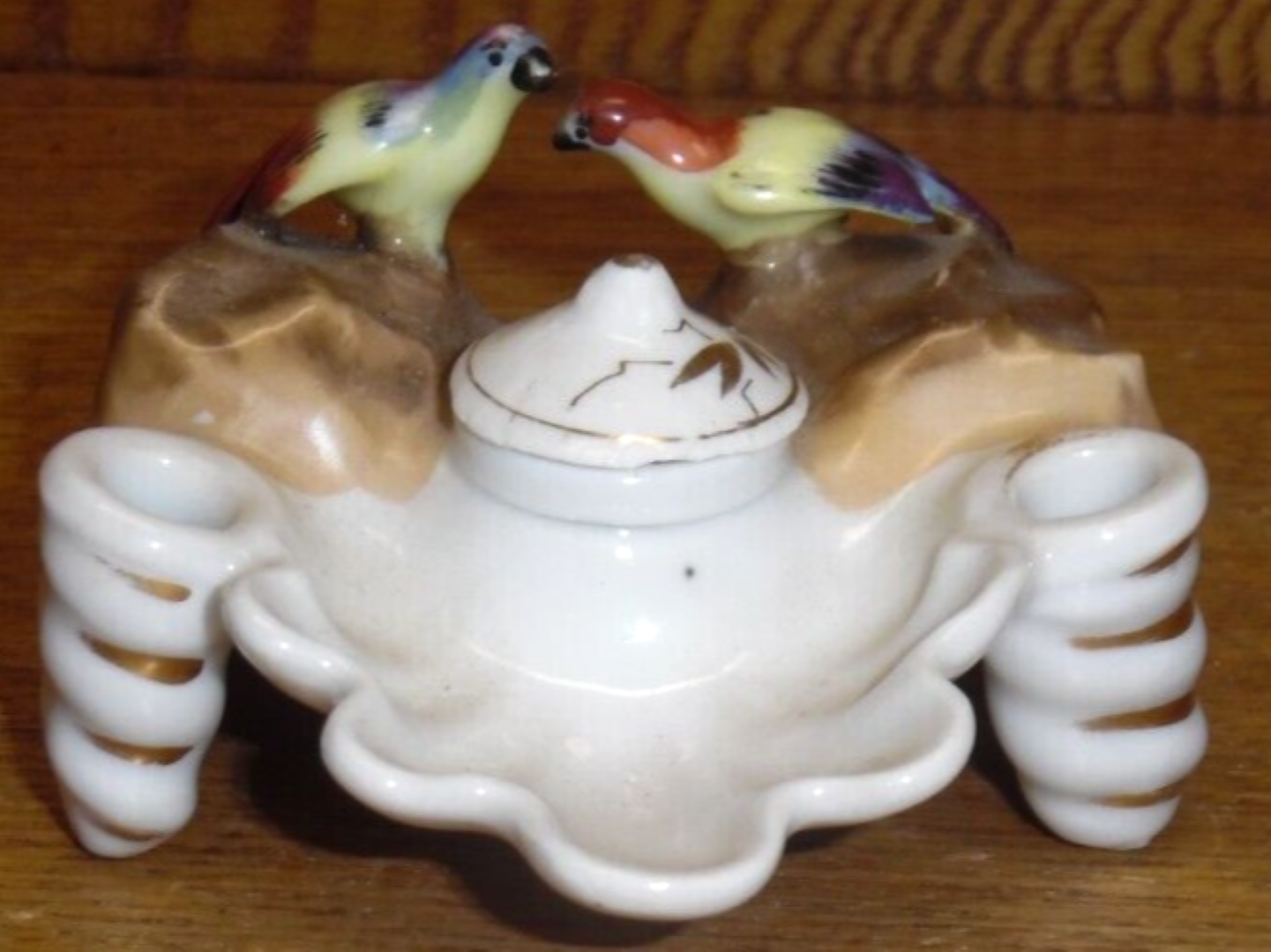 Two Birds Porcelain Inkstand