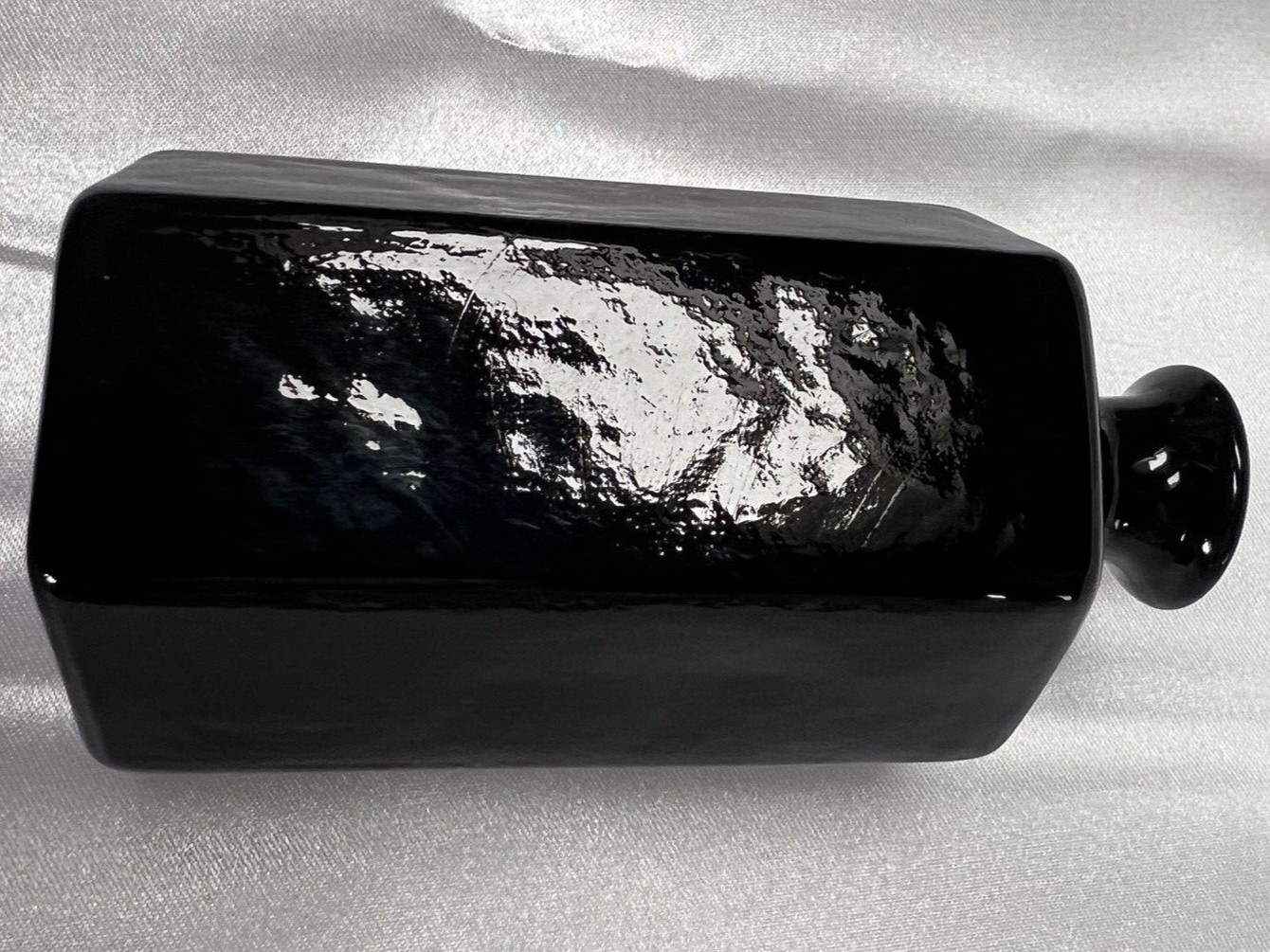 Amethyst Black Glass 6-Sided Ink Bottle