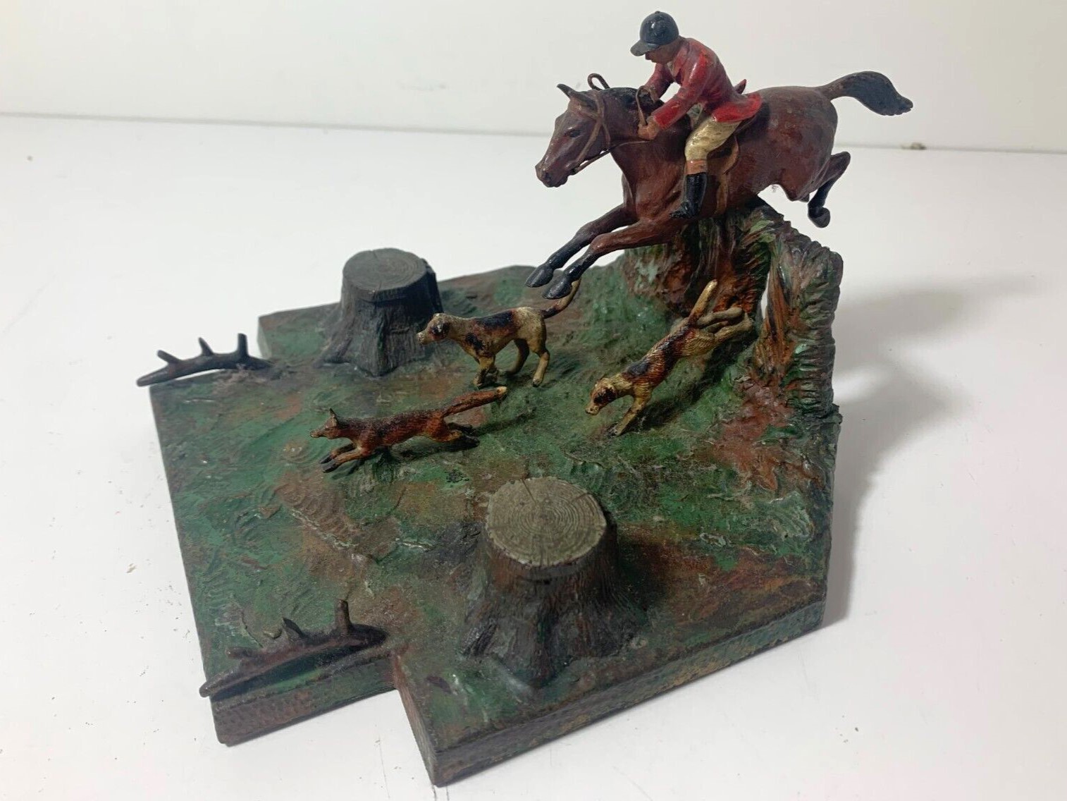 Hunting Scene Inkstand