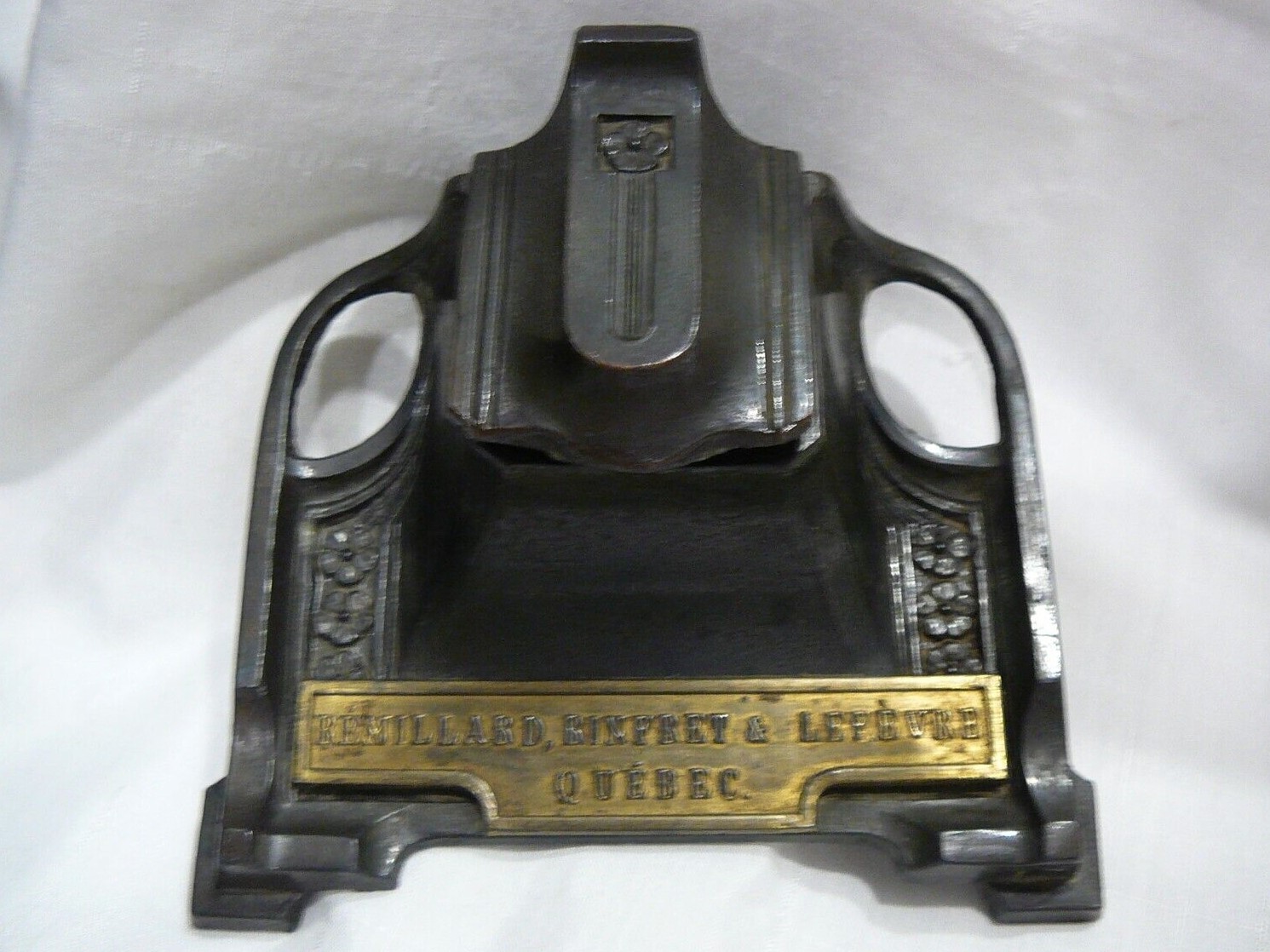 Hardware Merchants Inkwell