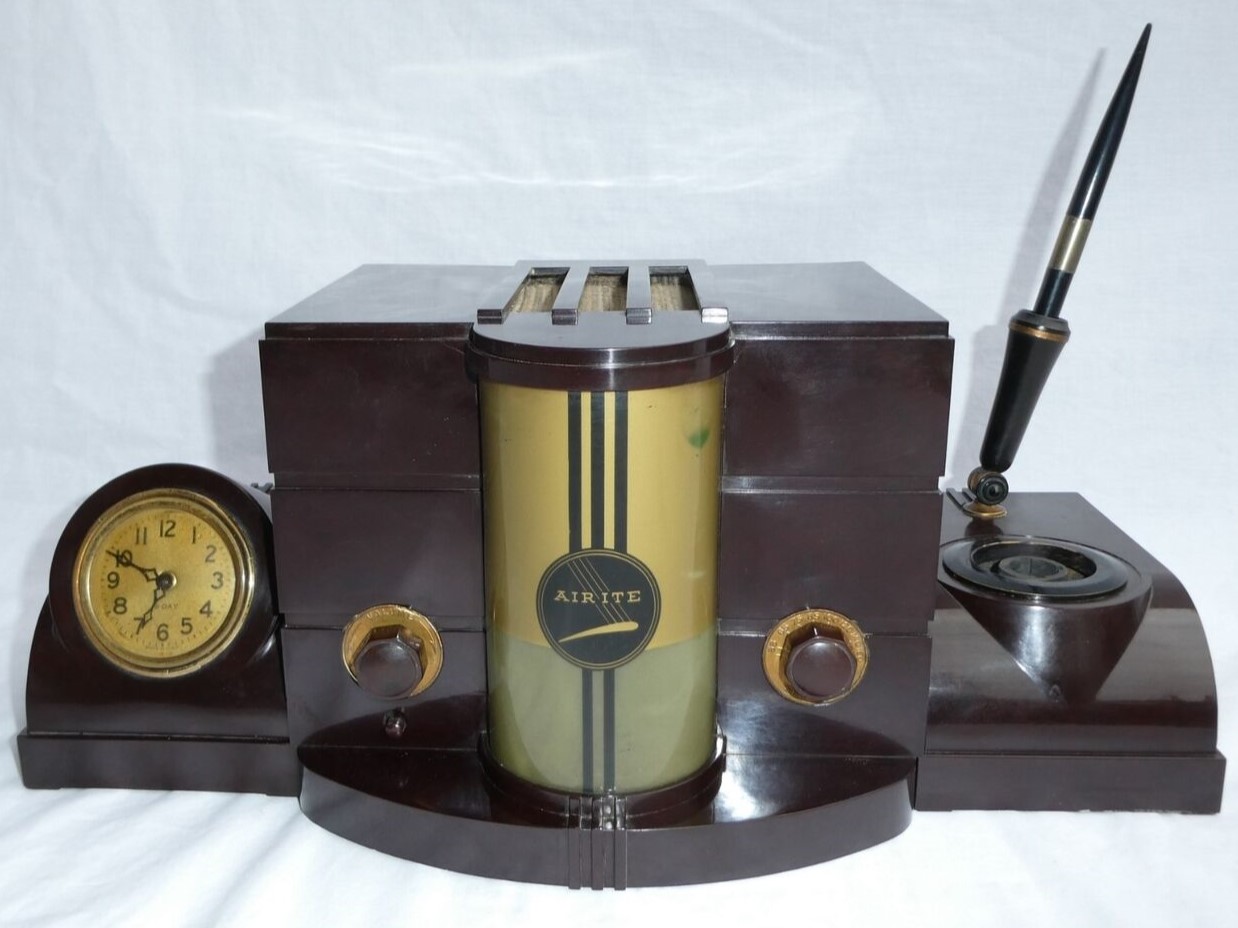Sengbusch Combination AIRITE Radio / Clock / Lamp / Inkwell