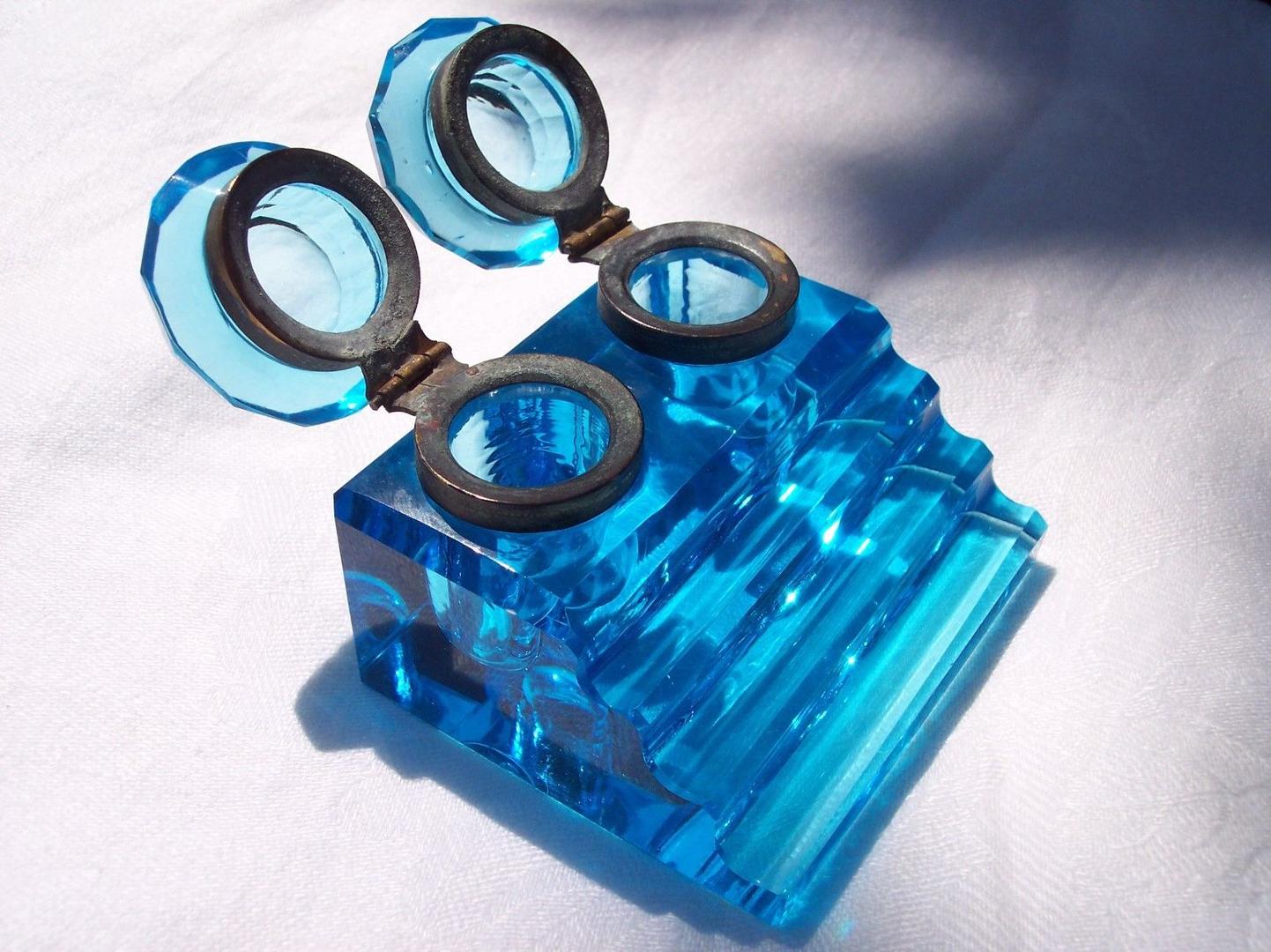 Electric Blue Double with Pen Rests