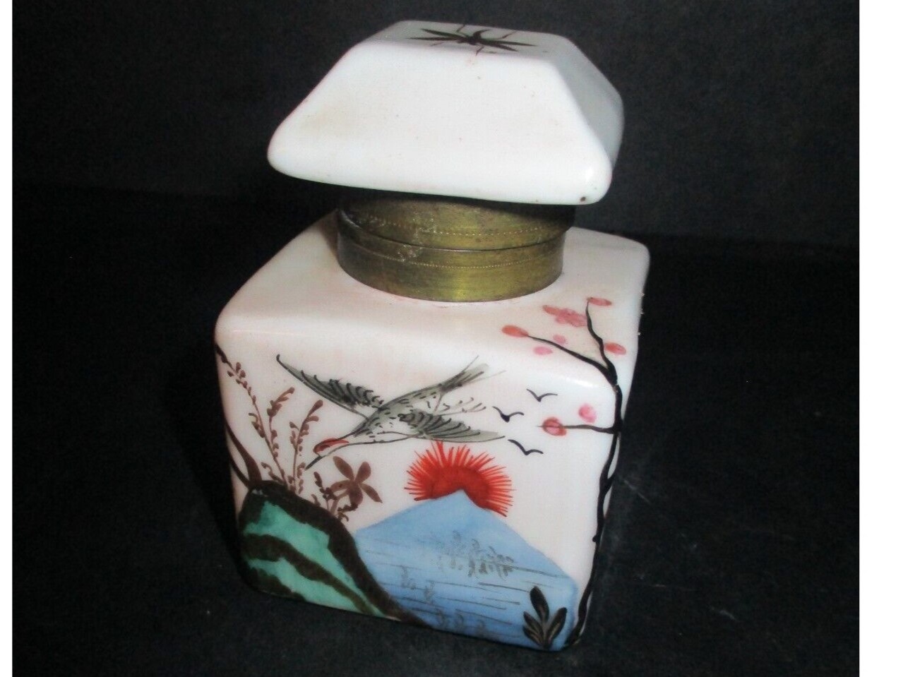 Porcelain Inkwell with Bird in Flight