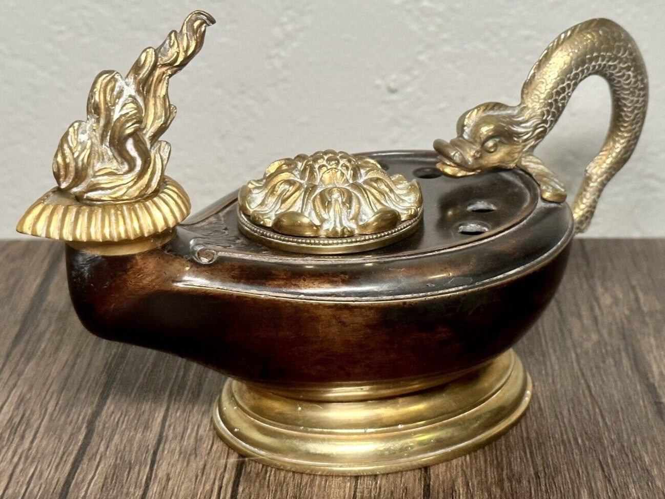 Aladdin’s Lamp Inkstand