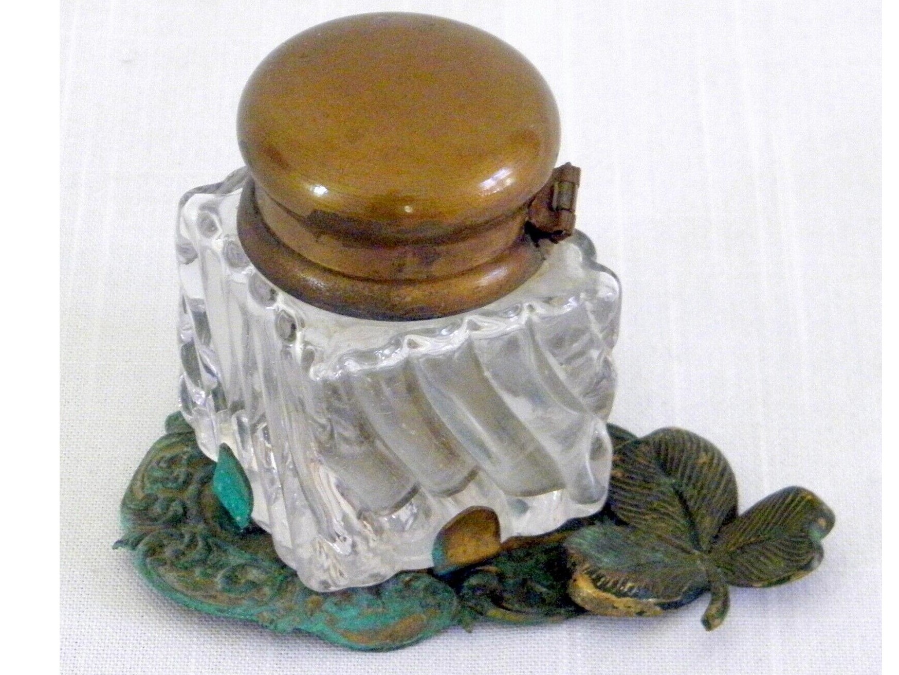 Inkwell with Shamrock Holder