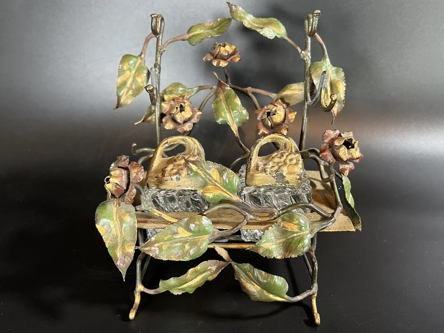 Double Inkstand with Leaf-covered Vines