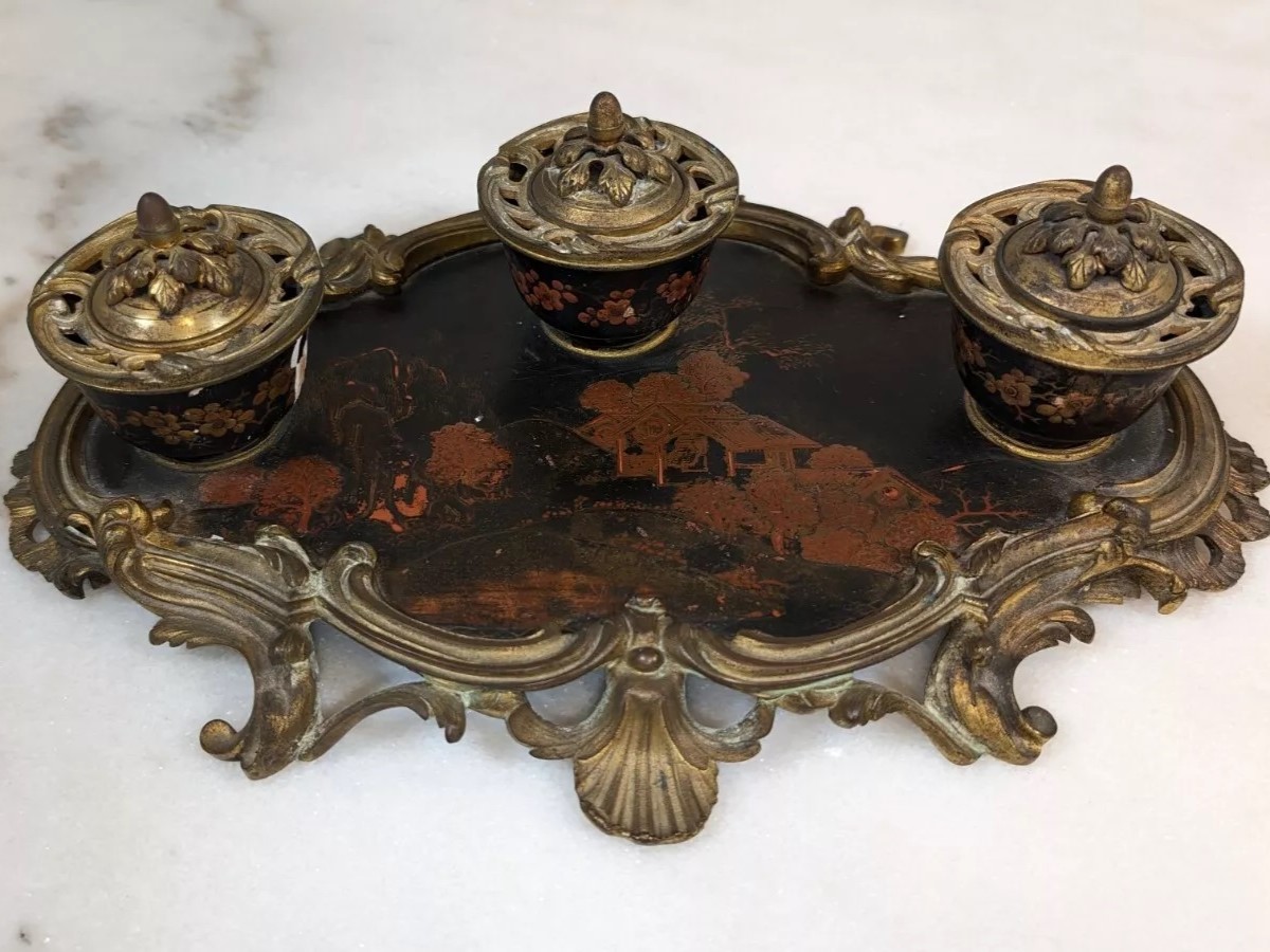 Bronze and Leather Chinois Louis XV Style Inkstand