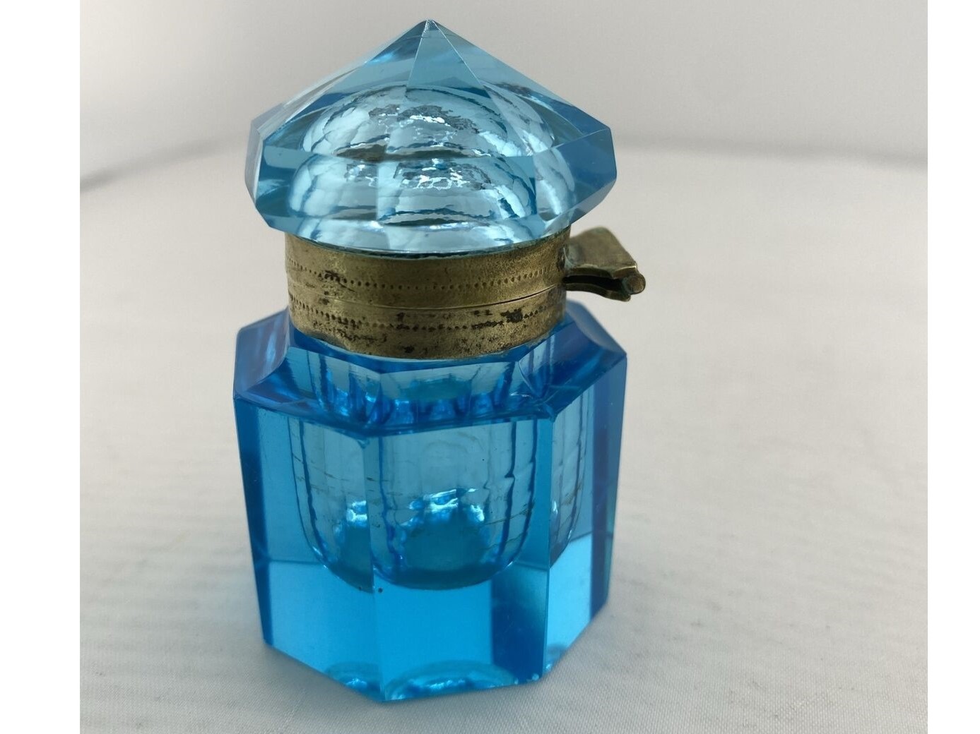 Blue Cut Glass – 8 Sided