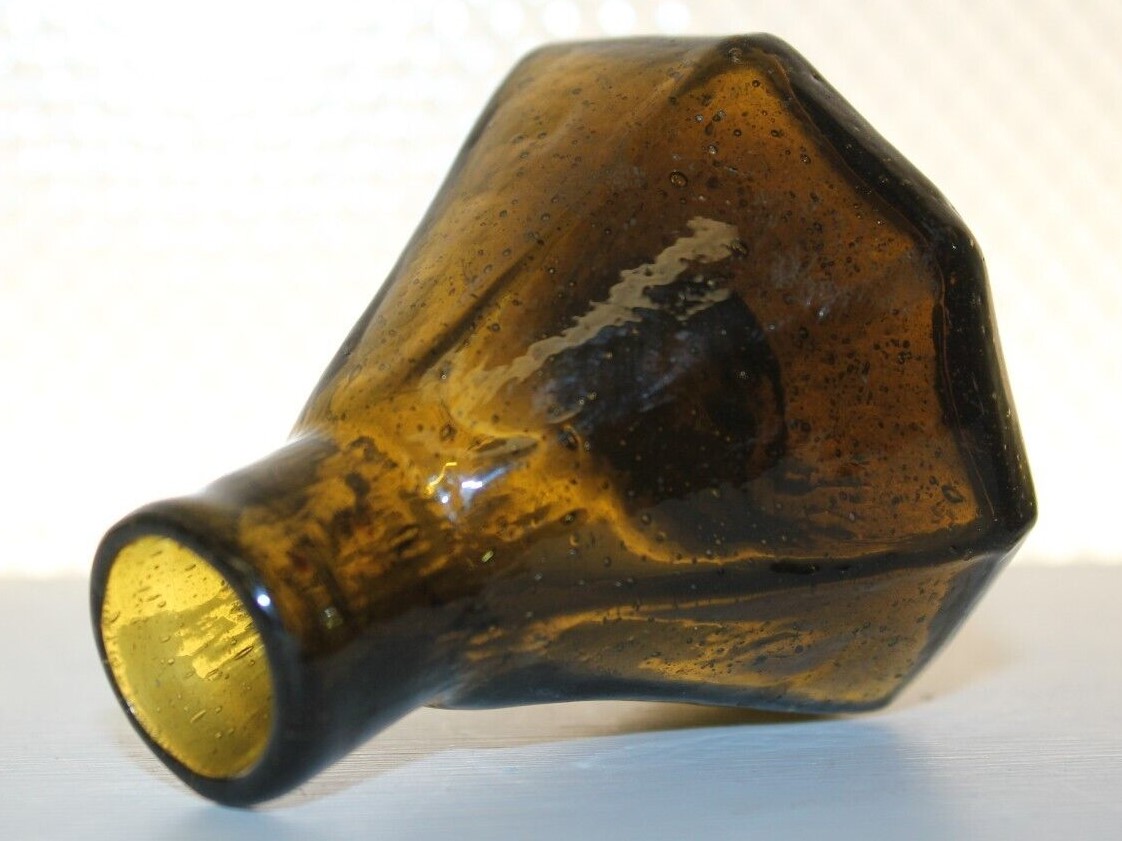 Amber Stoddard 8-Sided Ink Bottle
