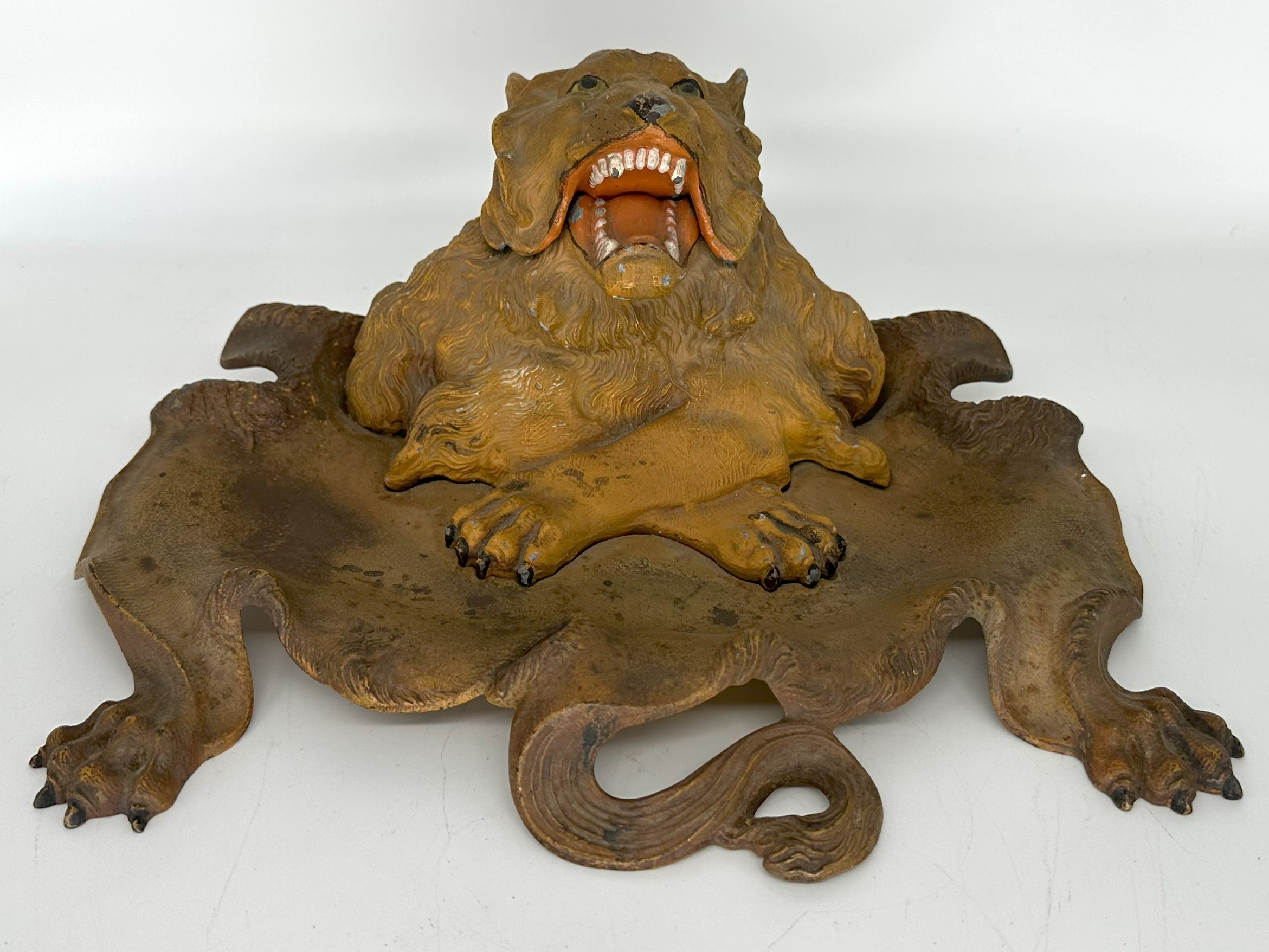 Roaring Lion Inkstand with Pen Tray