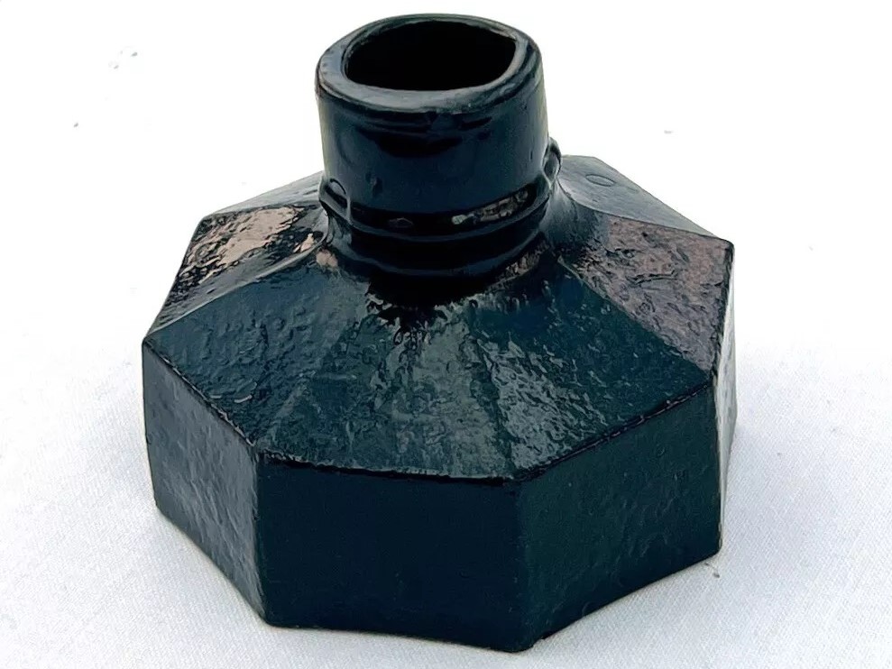 Black Octagonal Ink Bottle