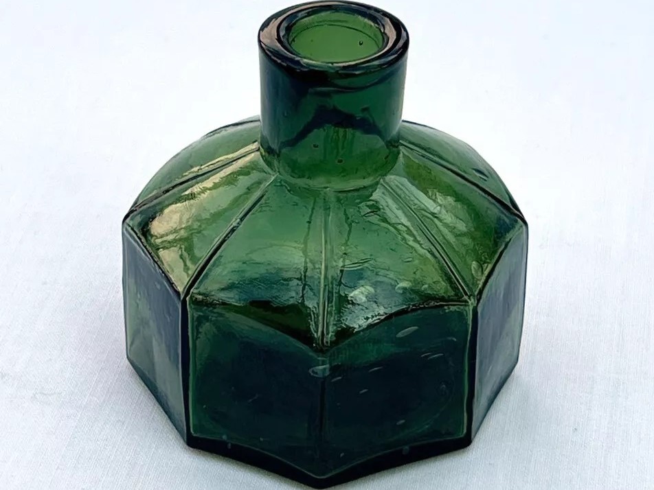 Dark Green Octagonal Ink Bottle