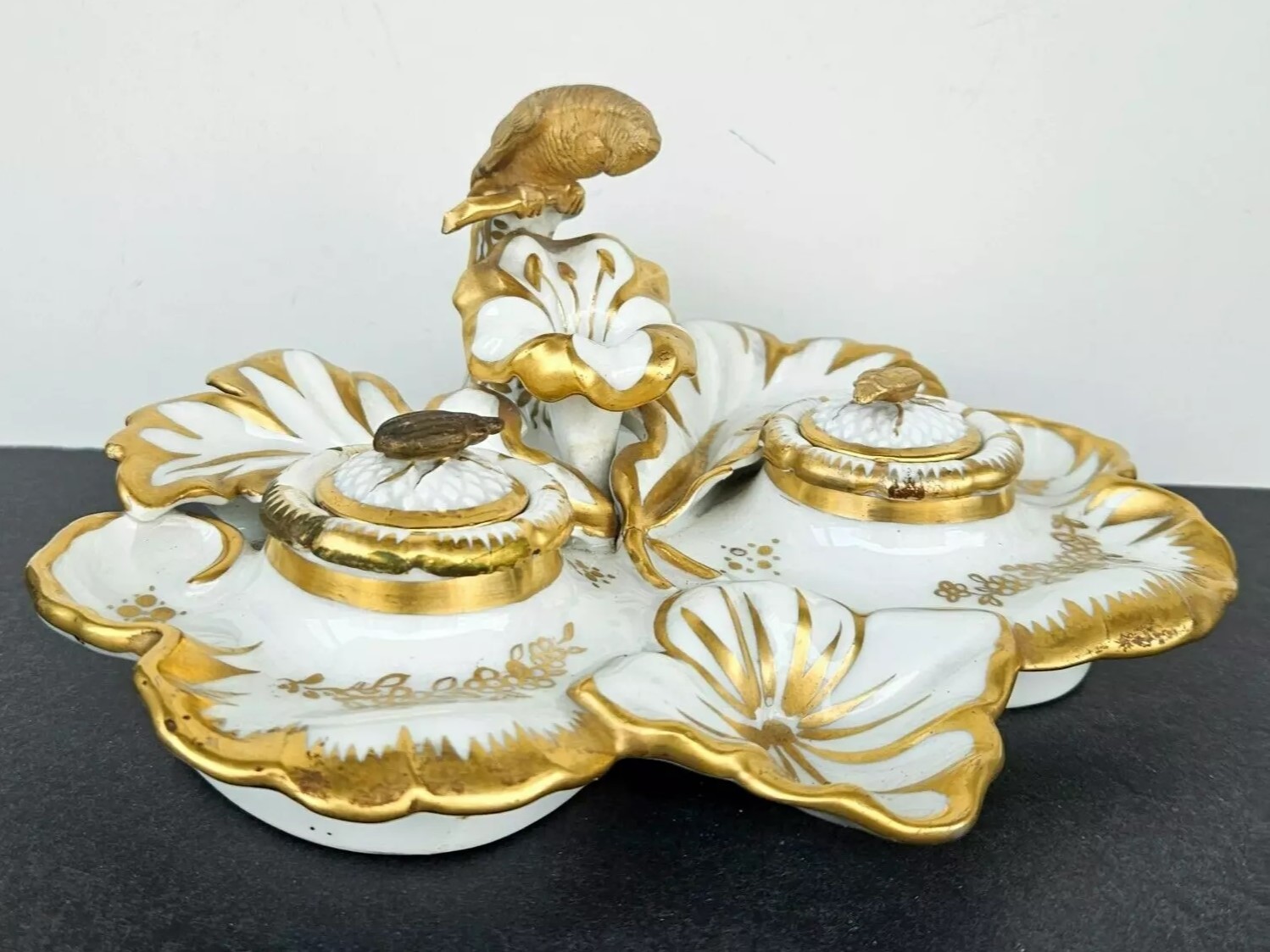 Porcelain Inkstand with a Parrot