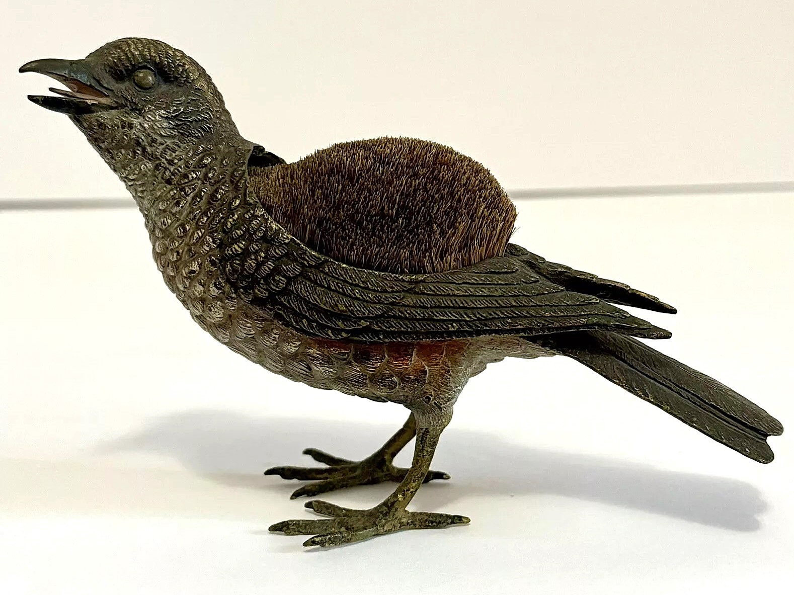 Figural Bird Pen Wipe