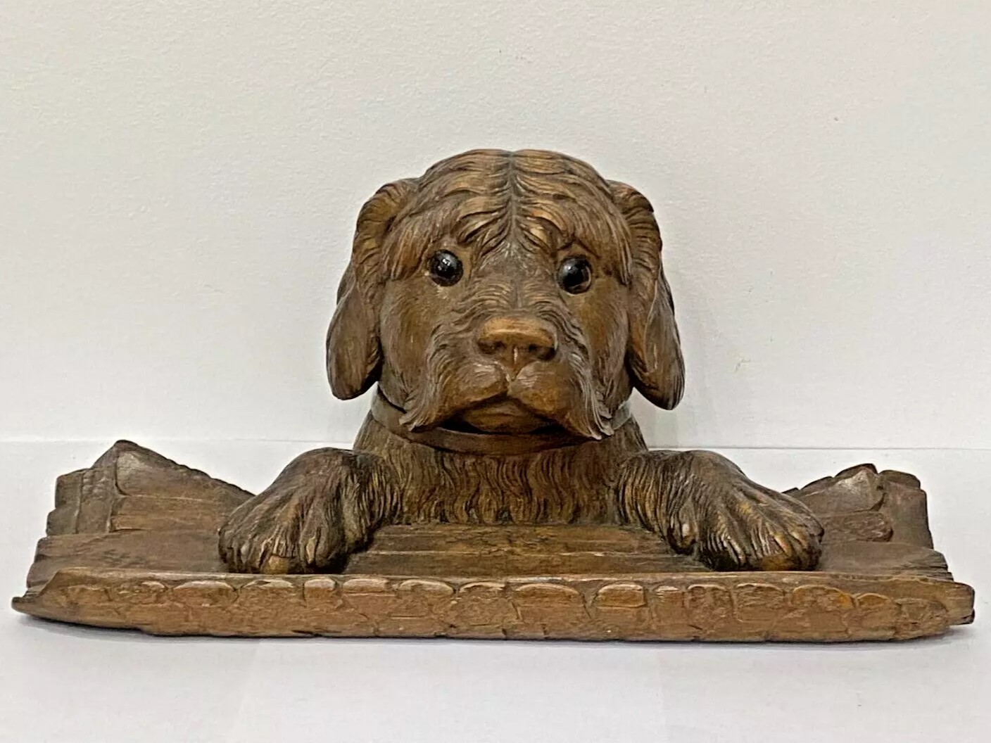 Black Forest Dog’s Head Inkstand