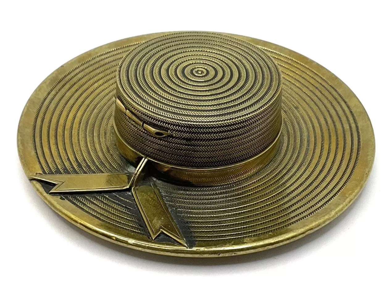 Straw Hat – Figural Inkwell
