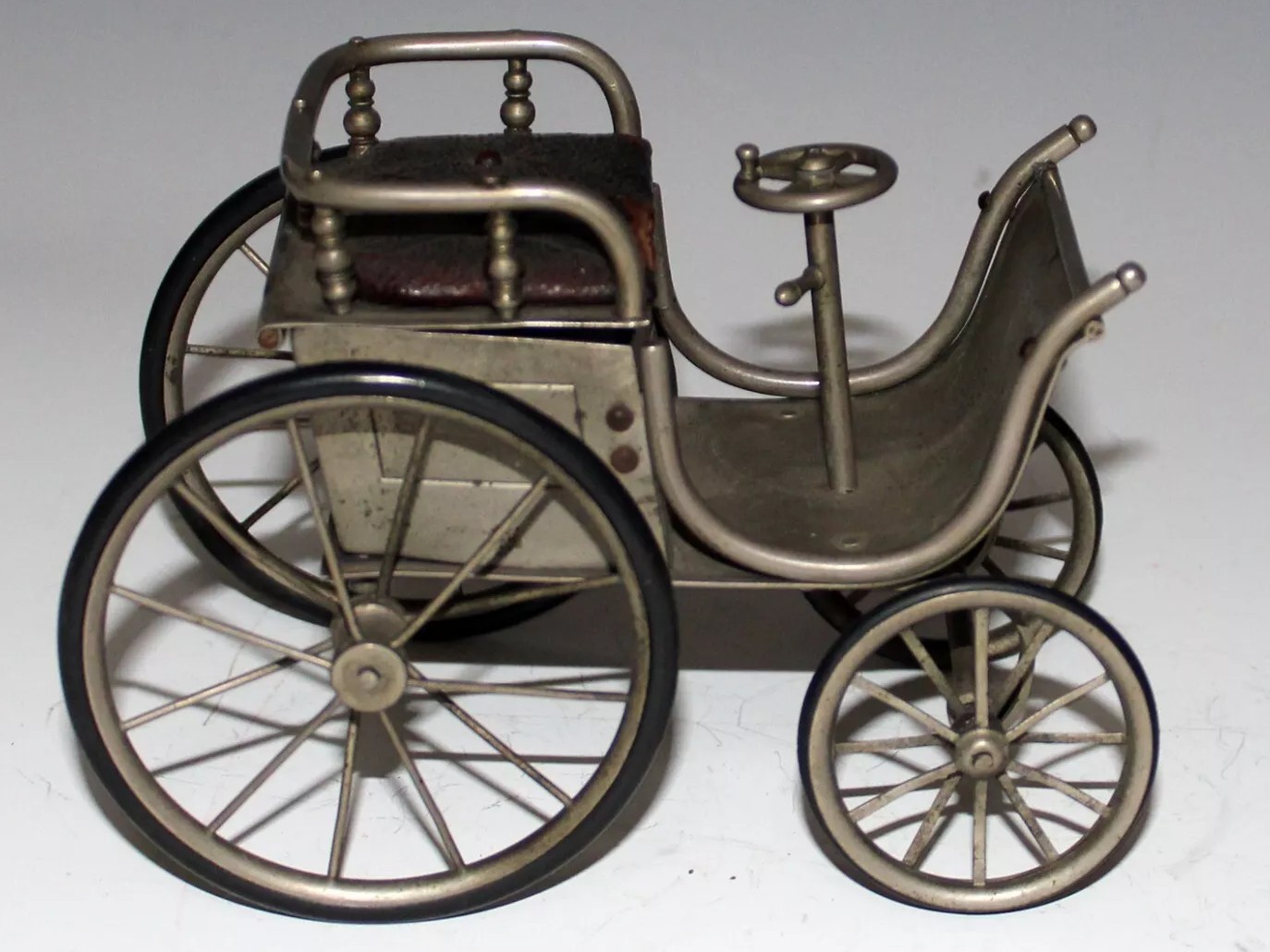 Open-Carriage Automobile