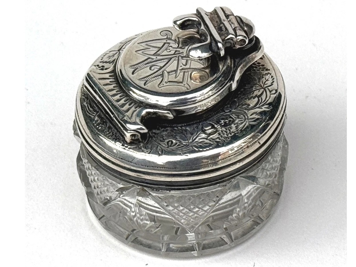 Sterling Silver Lock-Down Travel Inkwell (John Douglas, 1817)