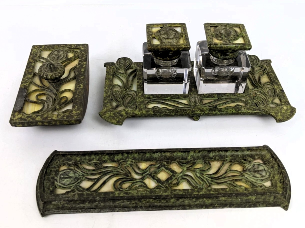 Bradley & Hubbard “Murano” Line Desk Set