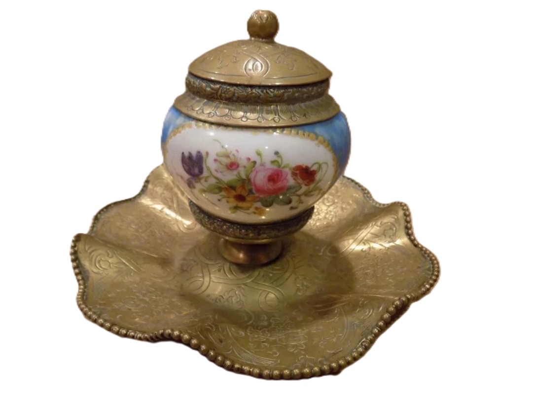 French Gilt Bronze and Porcelain Inkwell