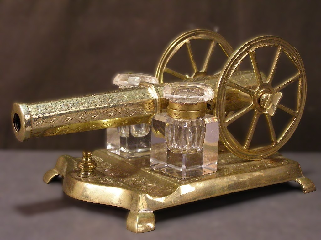 Military Field Cannon Inkstand