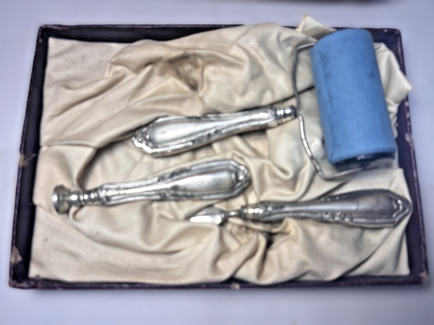 Three Piece Presentation Desk Set