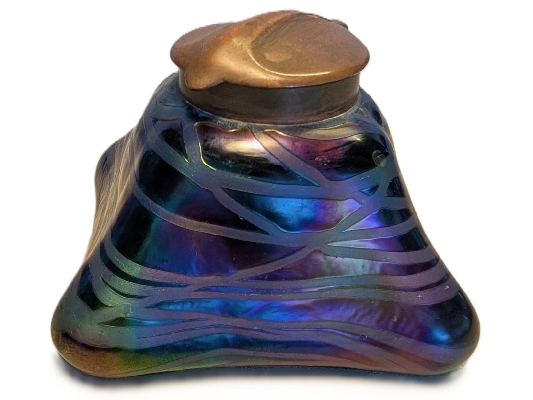 Kralik Iridescent “Veined” Inkwell