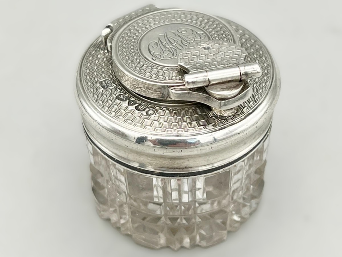 Traveling Inkwell – Thumb Screw Clamp