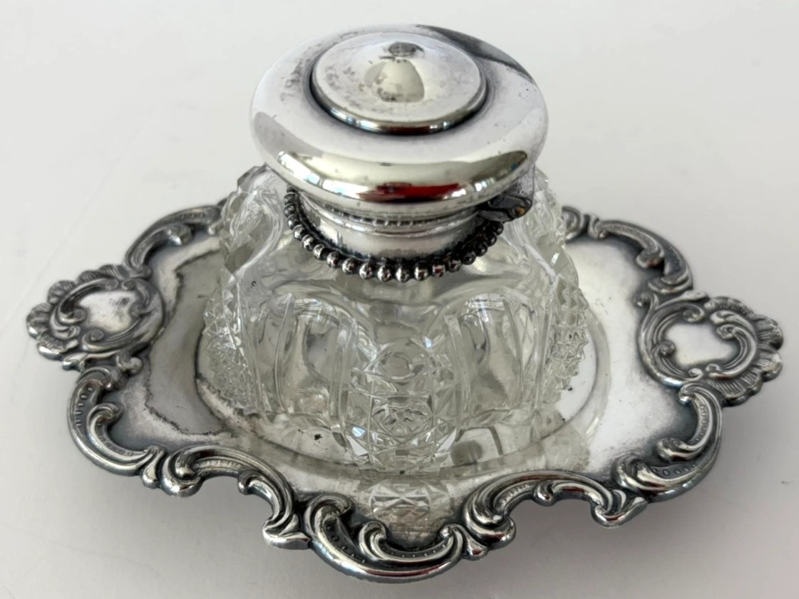 Meriden Britannia Co. Crystal Inkwell with Footed Silverplated Tray
